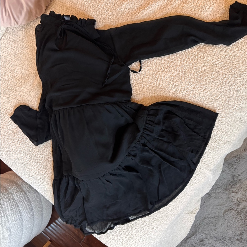 Chic Black Dress
